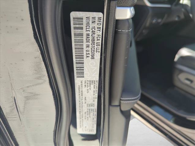Used 2026 Jeep Grand Cherokee Limited AWD/4WD image 15