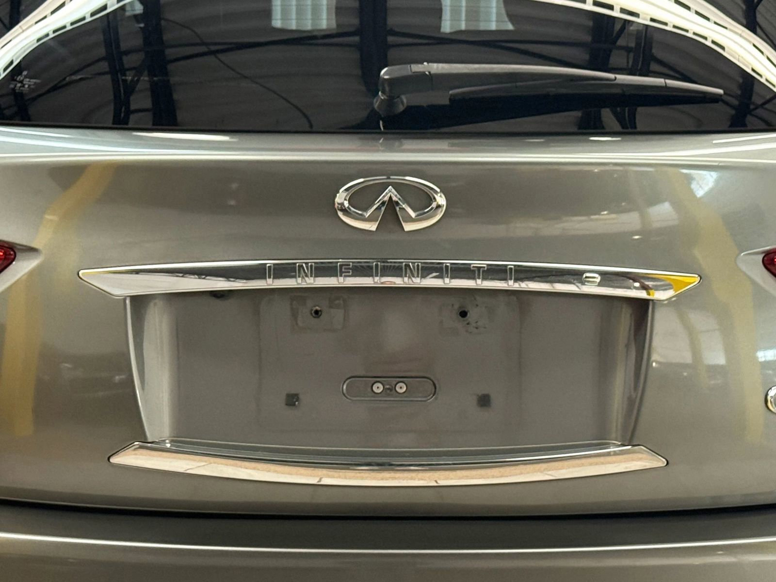 Used 2014 INFINITI QX70 3.7 w/ Premium Package image 11