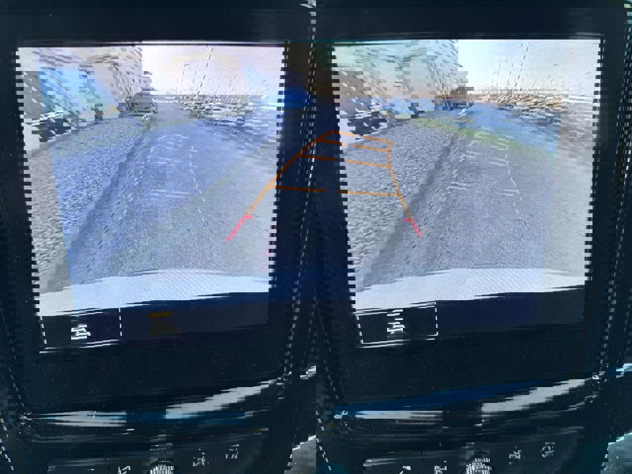 Used 2023 Chevrolet Traverse LT image 27