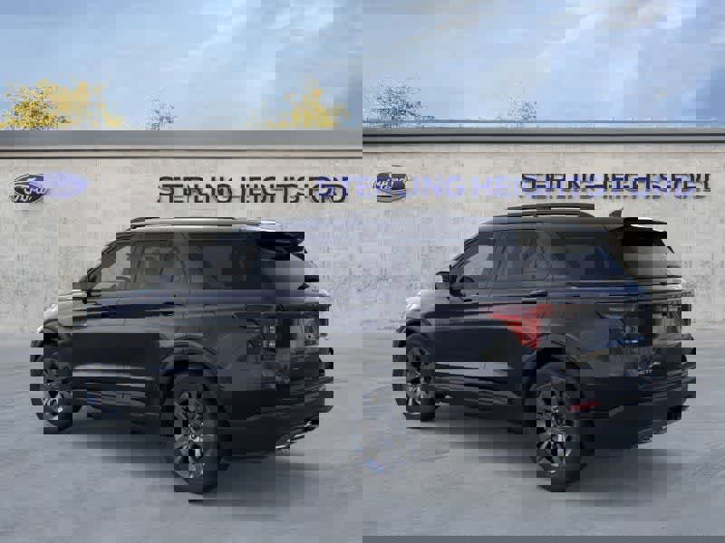 New 2026 Ford Explorer Active w/ Active Comfort Package image 4