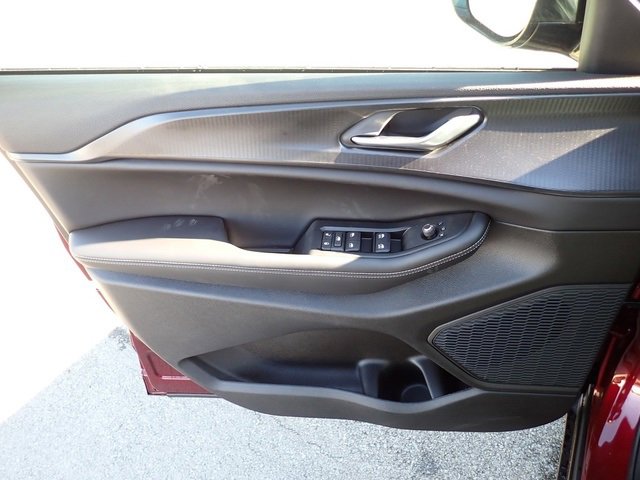 New 2025 Jeep Grand Cherokee L Altitude image 15