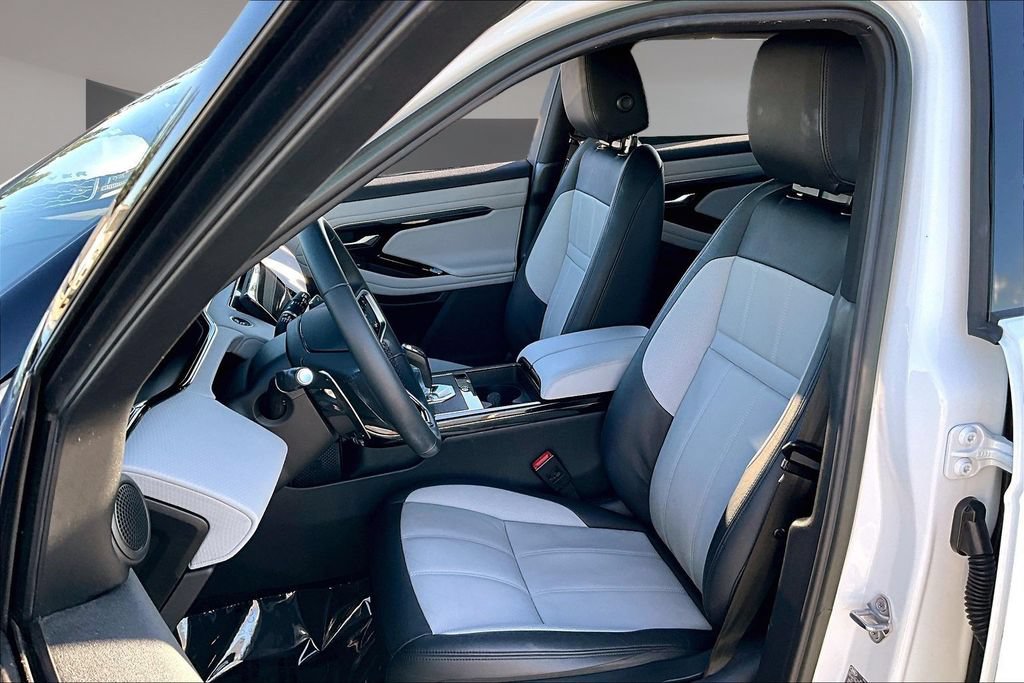 Certified 2023 Land Rover Range Rover Evoque R-Dynamic S AWD/4WD image 19