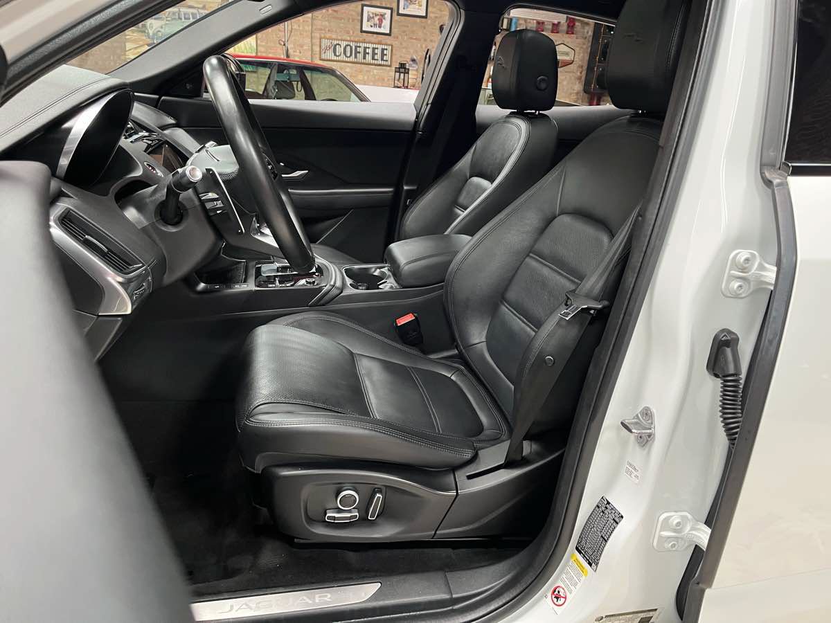 Used 2021 Jaguar E-PACE SE AWD/4WD image 23