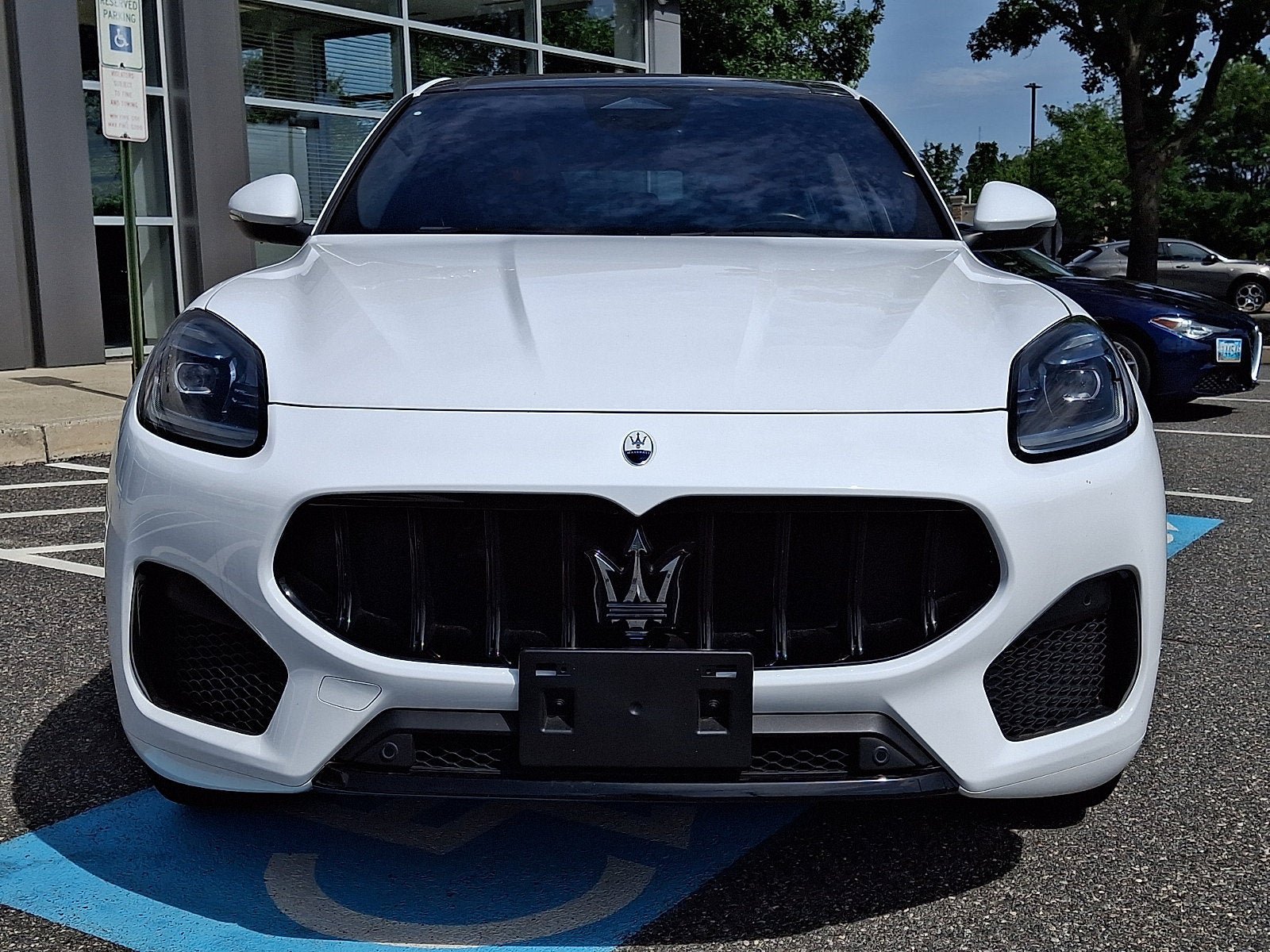 Used 2023 Maserati Grecale Modena AWD/4WD image 2