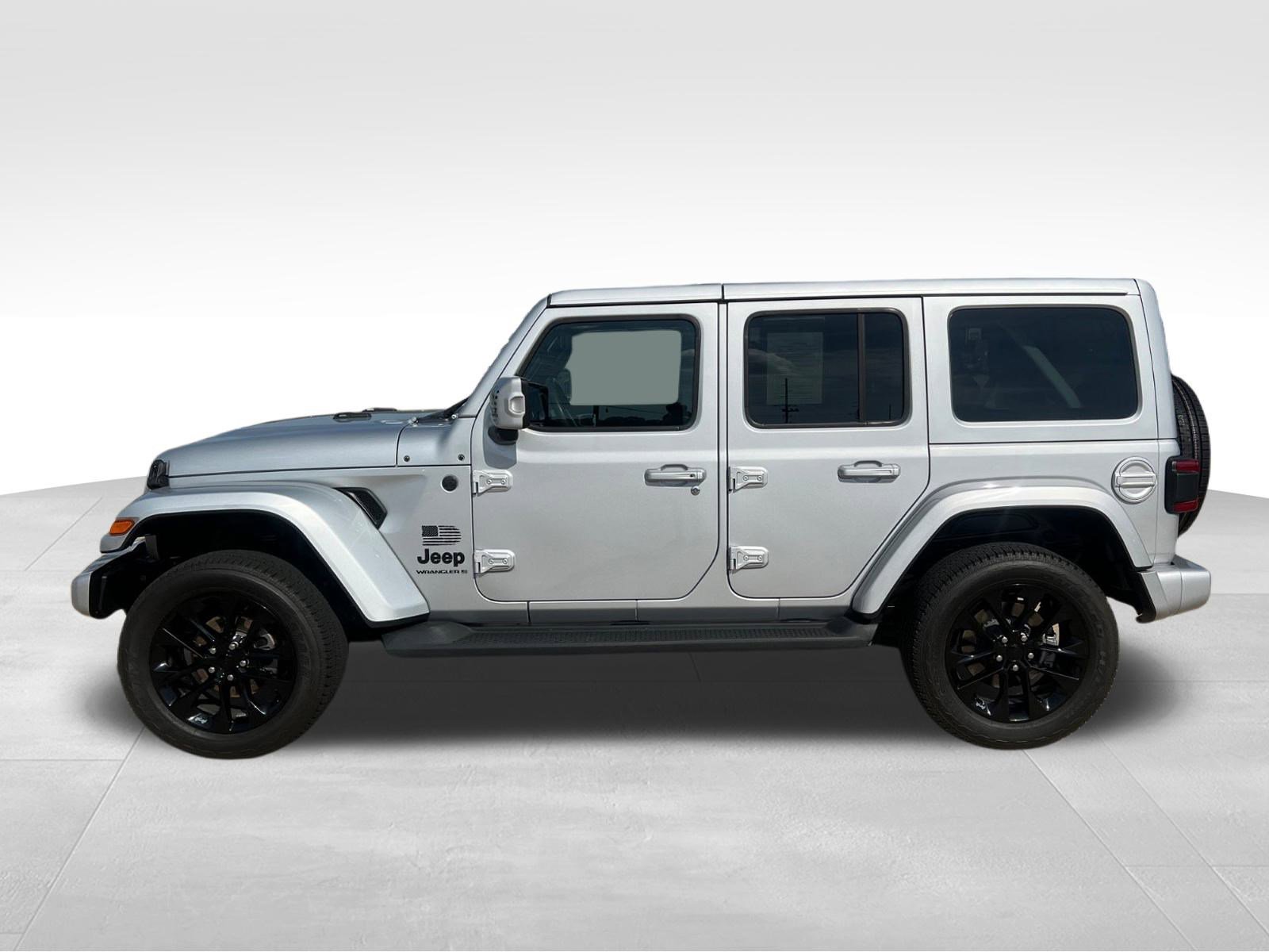 Used 2023 Jeep Wrangler Altitude image 8
