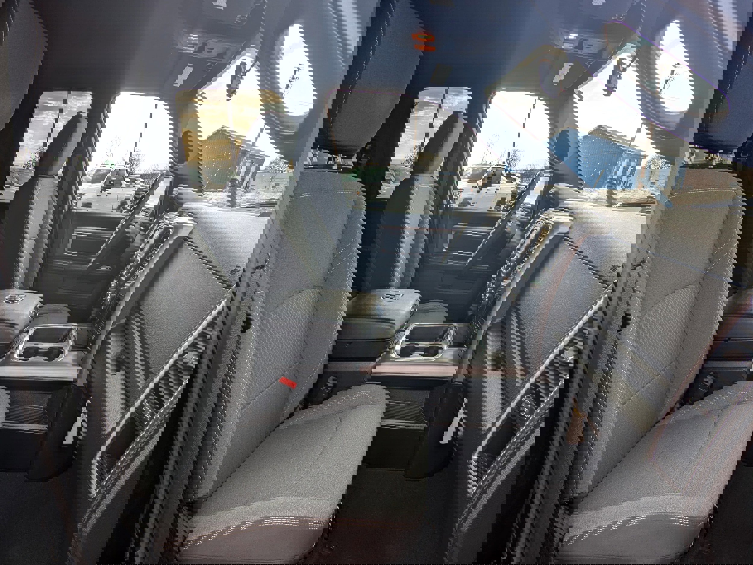 Used 2023 RAM 1500 Classic Warlock AWD/4WD image 7