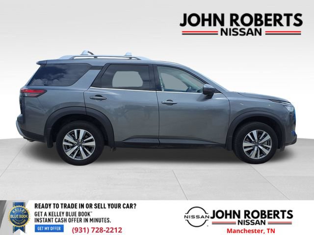 Used 2023 Nissan Pathfinder SL AWD/4WD image 28