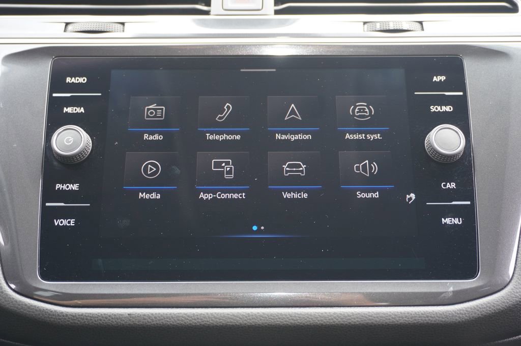 Used 2022 Volkswagen Tiguan SE FWD image 17