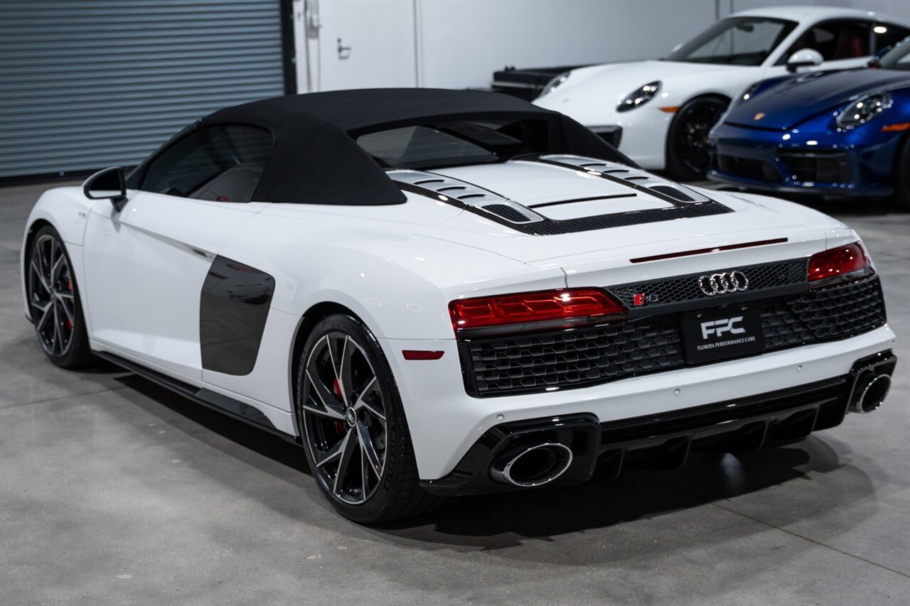 Used 2021 Audi R8 V10 RWD image 11