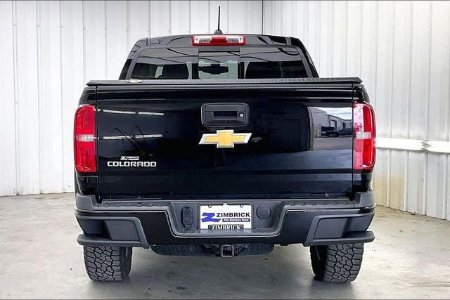 Used 2017 Chevrolet Colorado Z71 AWD/4WD image 4