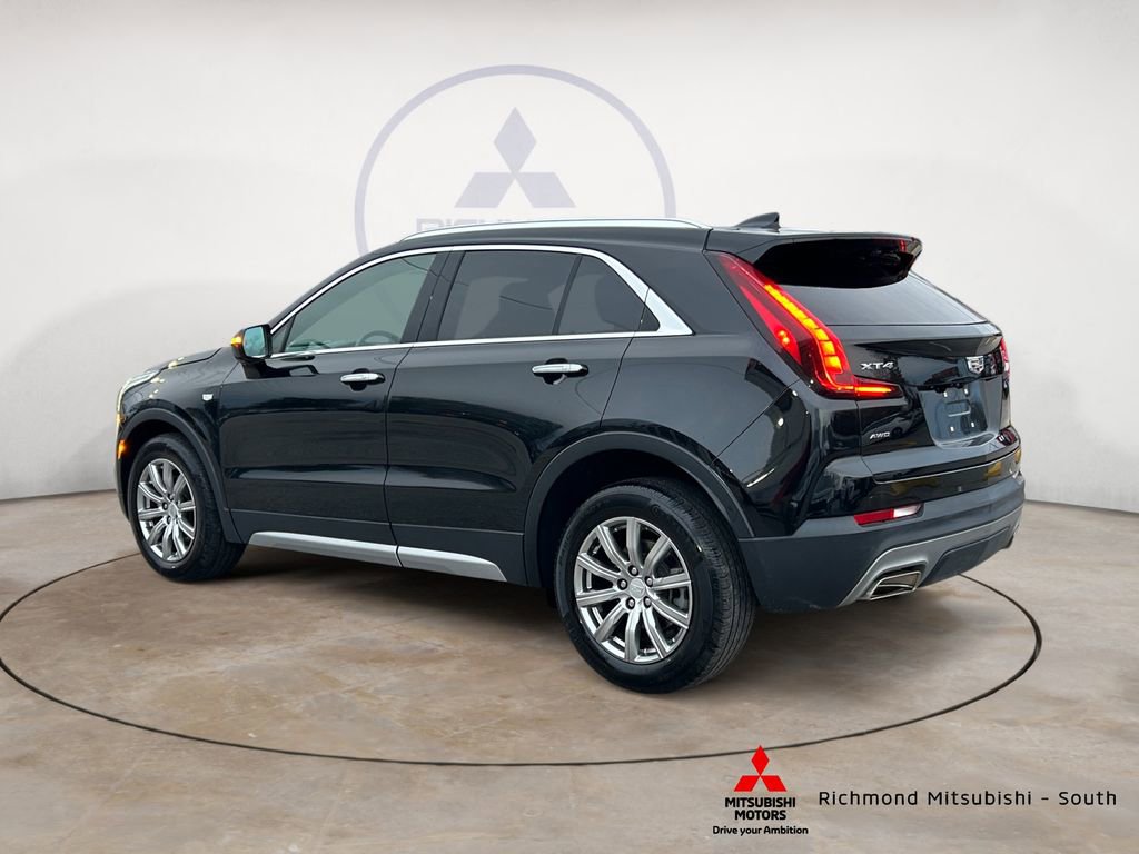 Used 2022 Cadillac XT4 Premium Luxury w/ Enhanced Visibility Package image 5