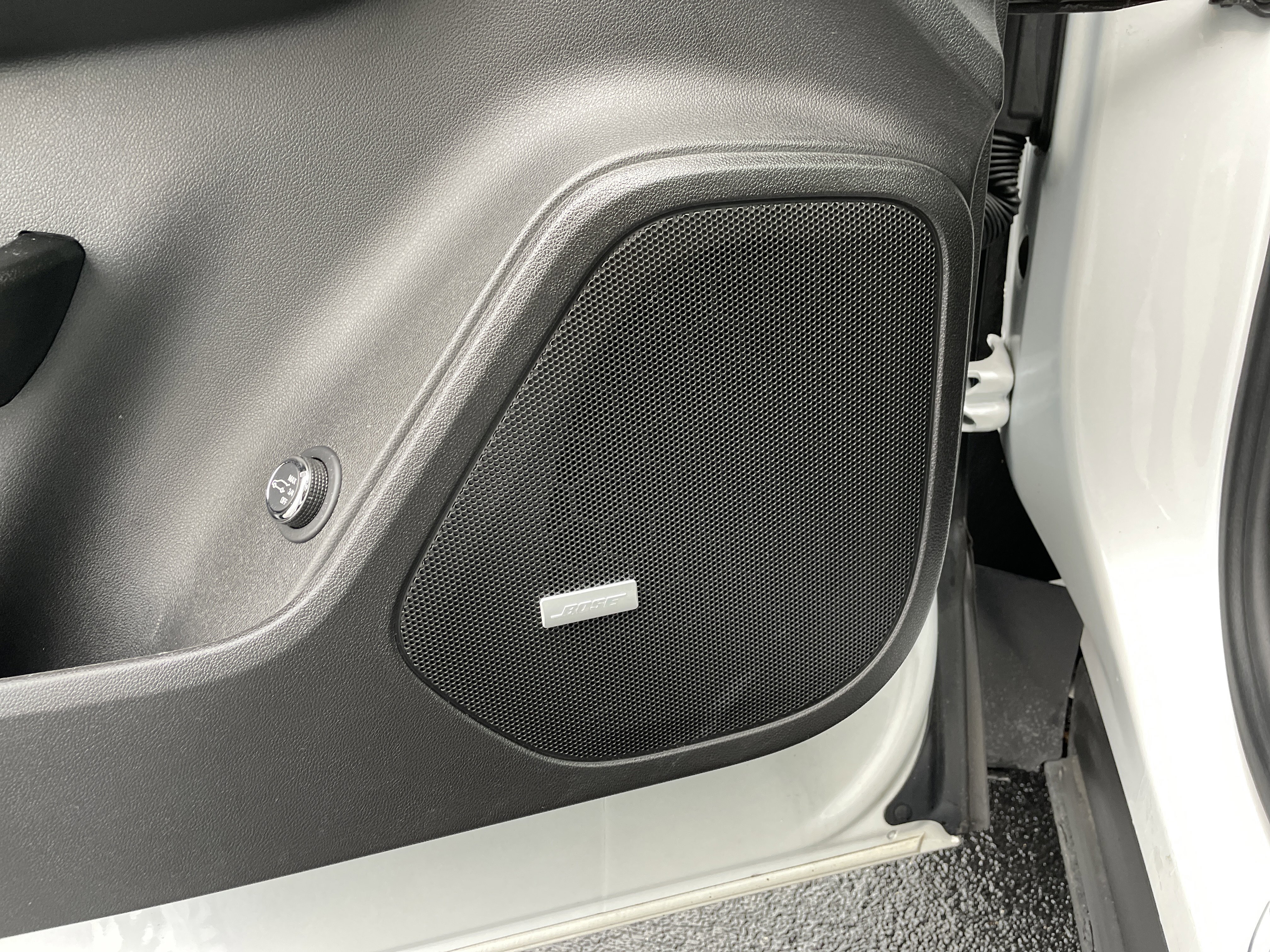 Certified 2024 Chevrolet Blazer RS w/ Driver Confidence II Package image 22