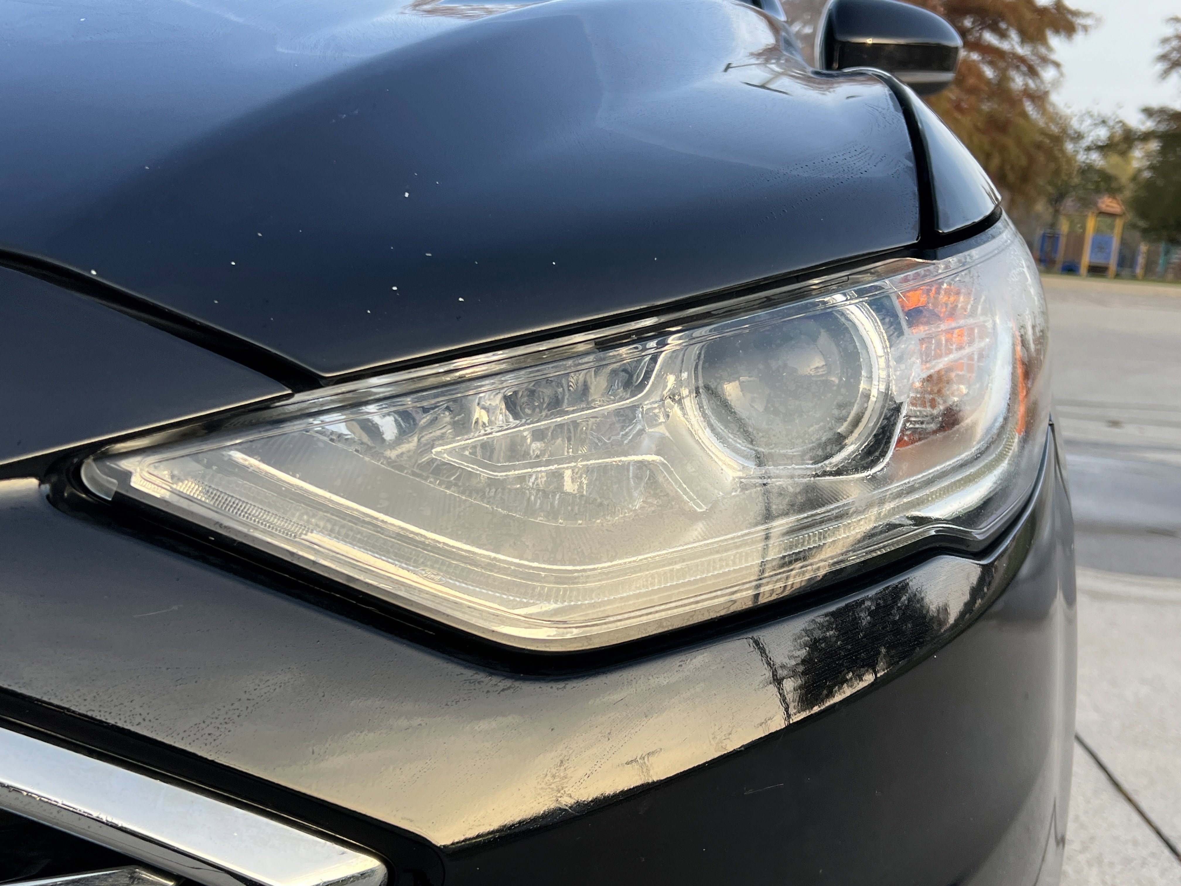 Used 2018 Ford Fusion SE image 6