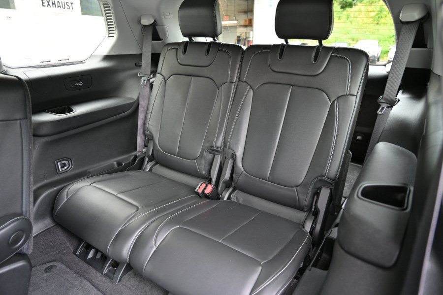 Used 2021 Jeep Grand Cherokee L Limited AWD/4WD image 18