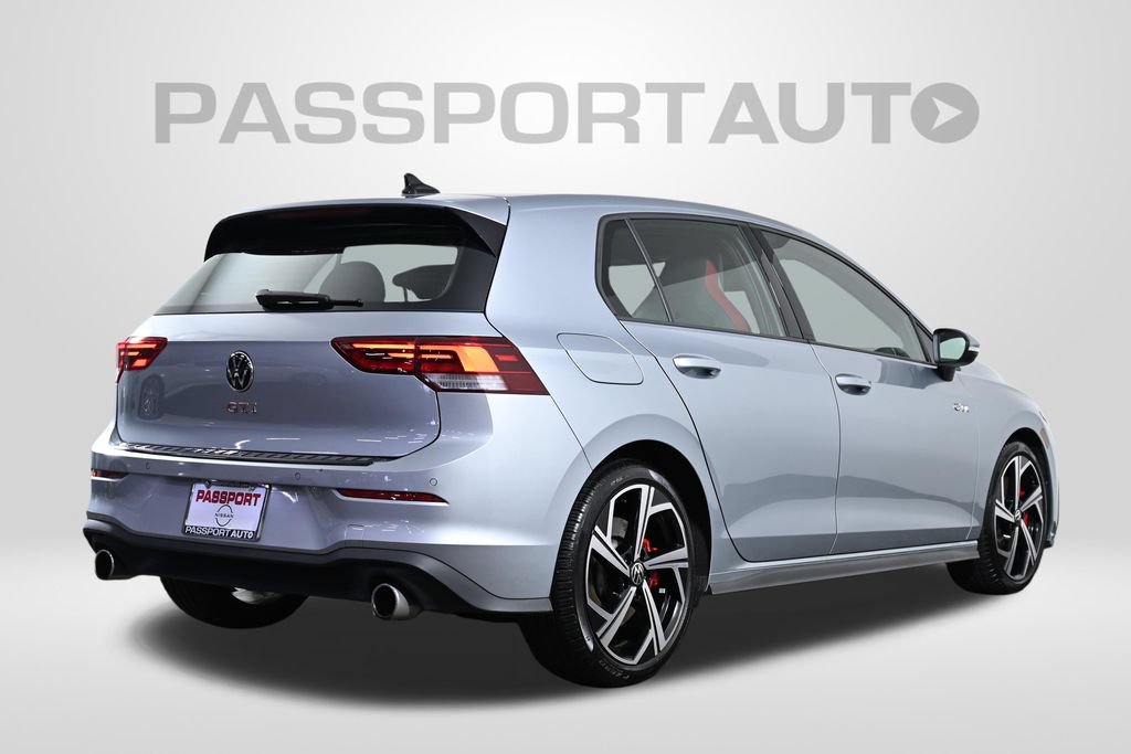 Used 2025 Volkswagen GTI SE FWD image 7