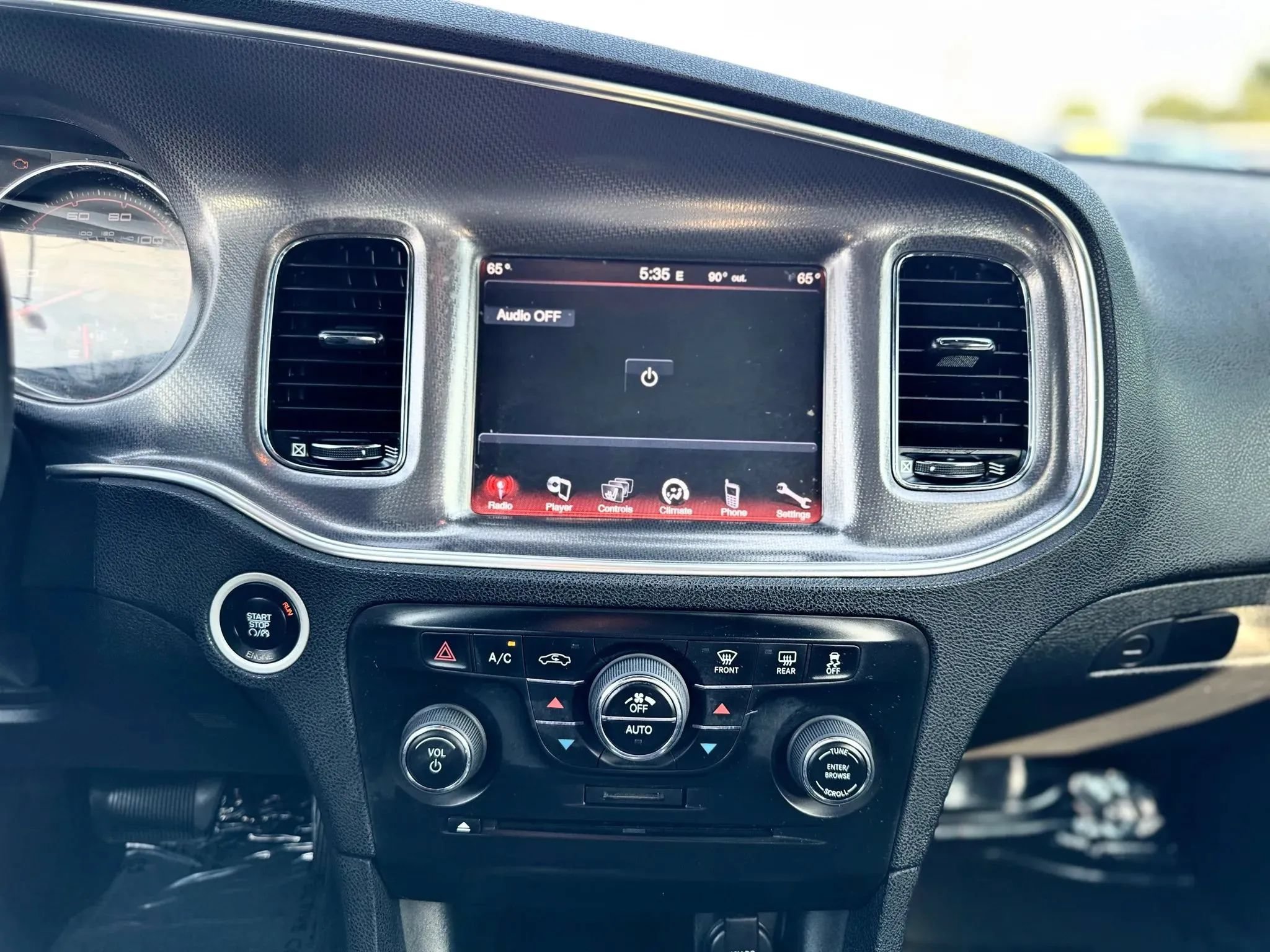 Used 2013 Dodge Charger SXT w/ Rallye Appearance Group RWD image 28
