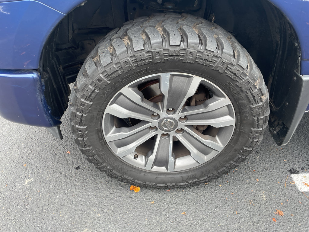 Used 2017 Nissan Titan SL image 15