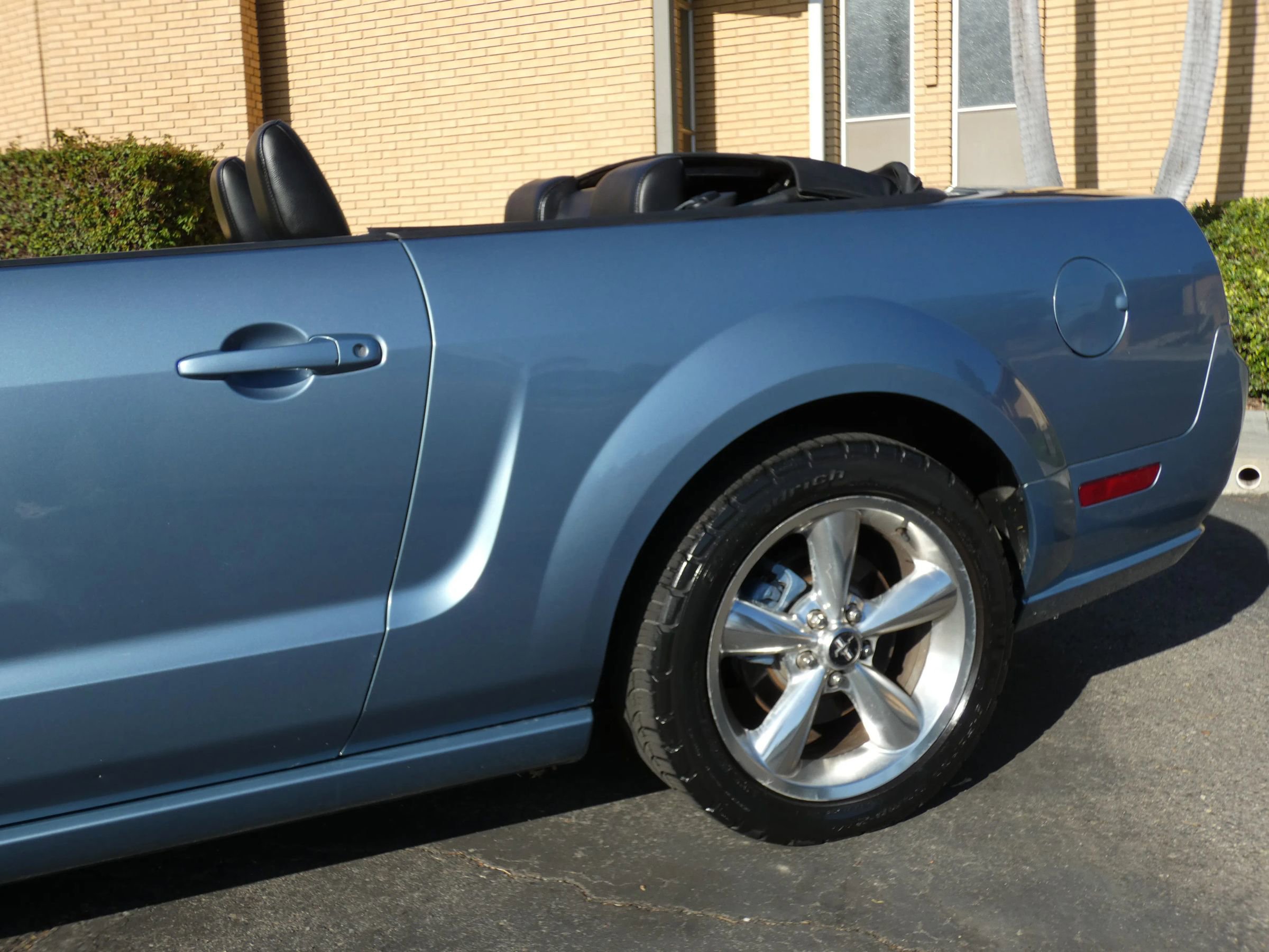 Used 2007 Ford Mustang GT Premium image 12