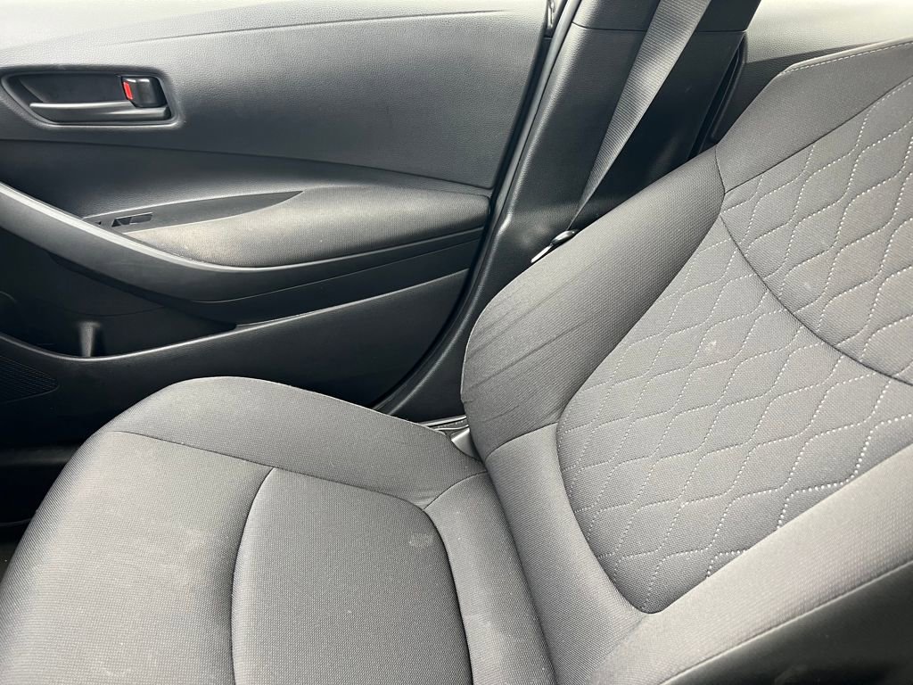 Used 2022 Toyota Corolla LE image 24