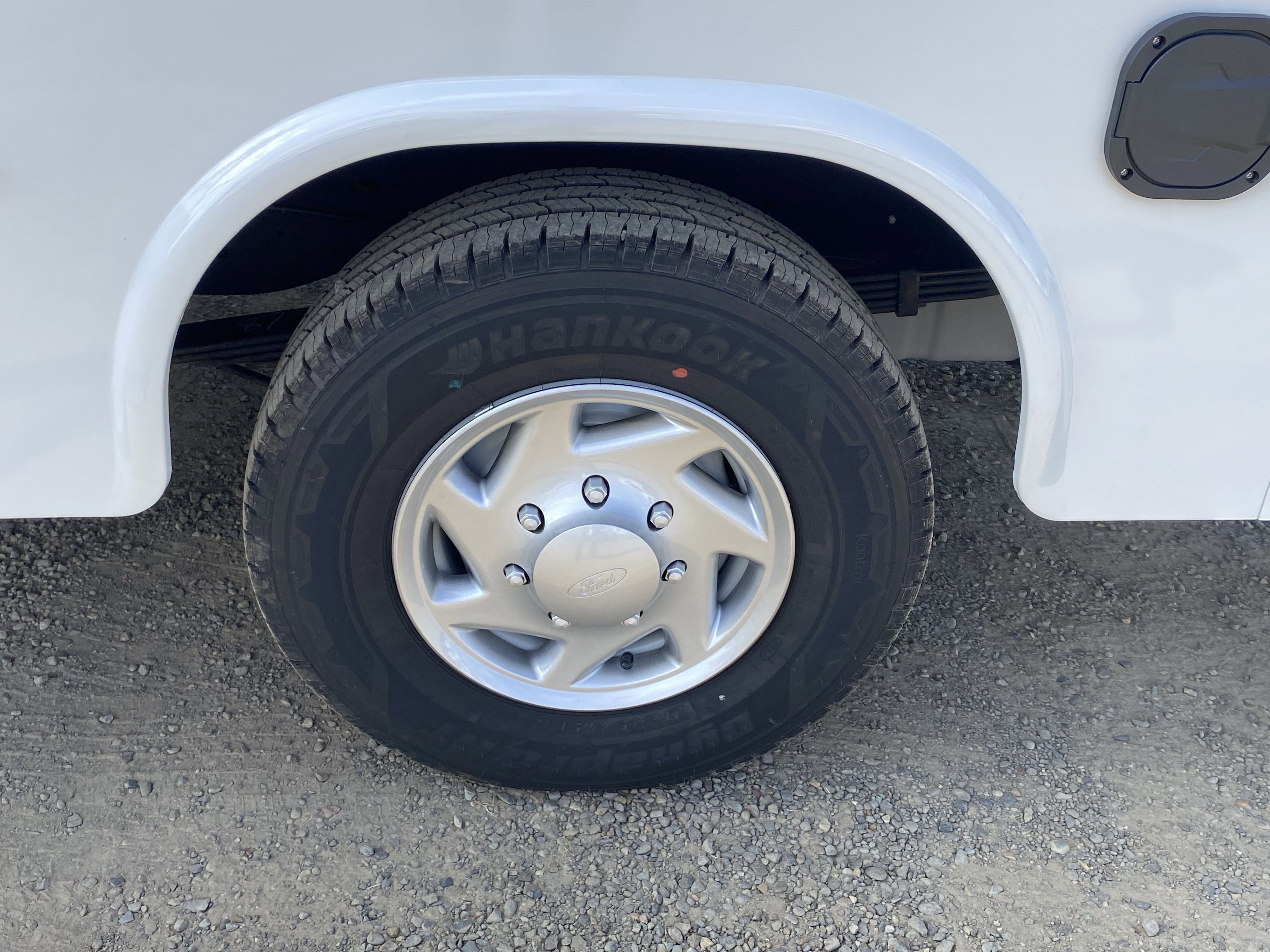 New 2026 Ford E-350 and Econoline 350 Super Duty w/ Power Equipment Group image 20