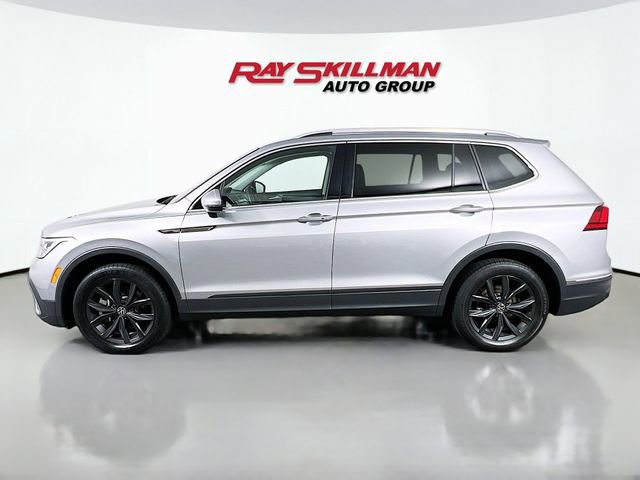 Used 2024 Volkswagen Tiguan SE image 4