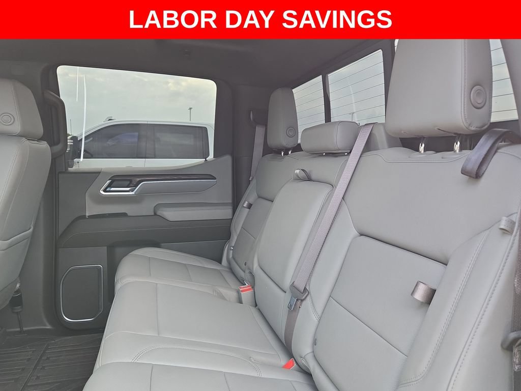 Used 2023 GMC Sierra 1500 SLT w/ SLT Premium Plus Package AWD/4WD image 19