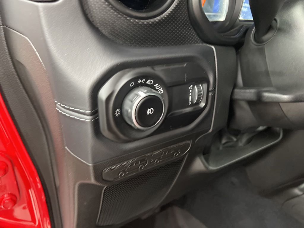 Used 2025 Jeep Wrangler Unlimited Rubicon image 20