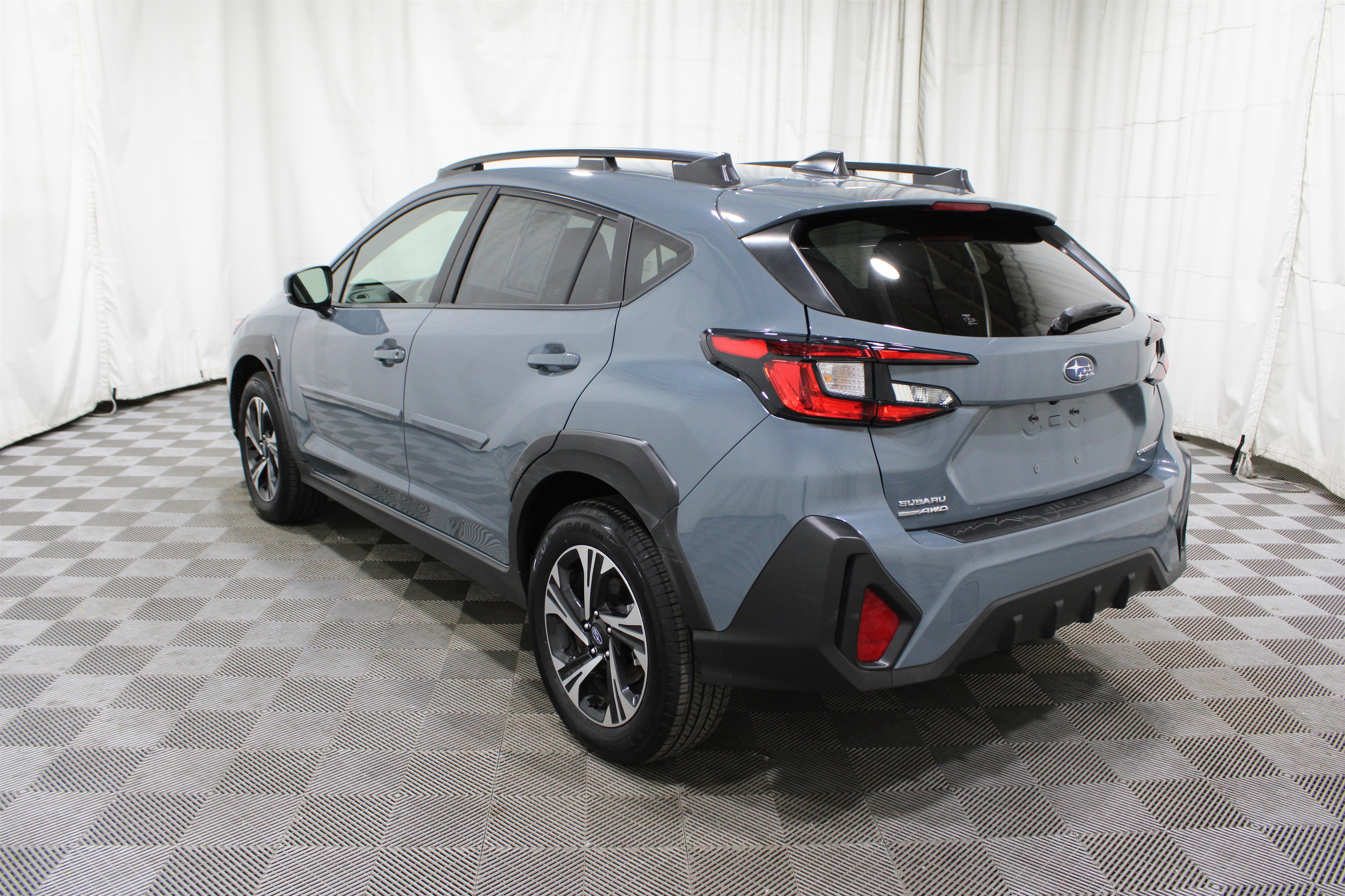 Used 2025 Subaru Crosstrek 2.0i Premium image 32