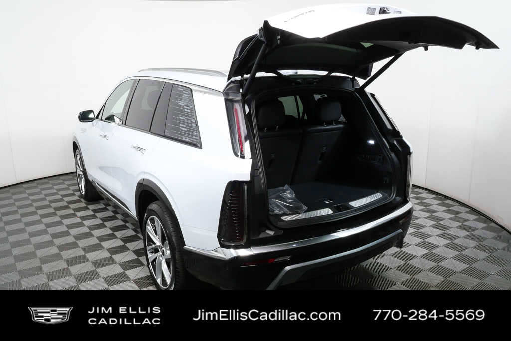 Certified 2026 Cadillac Vistiq Luxury AWD/4WD image 29