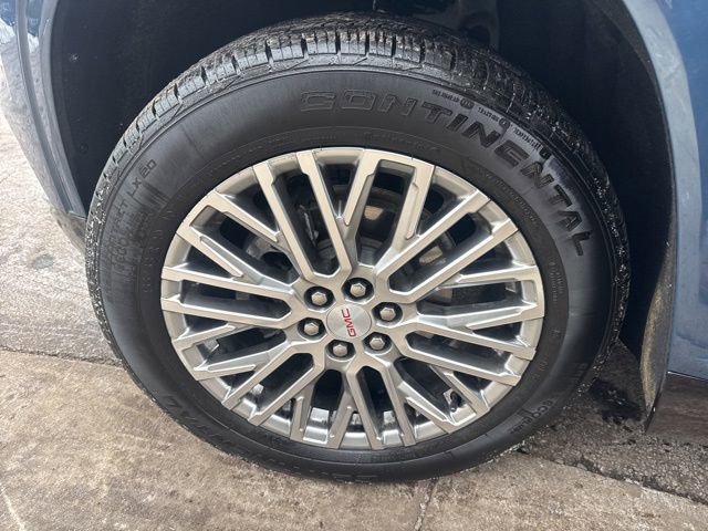 Used 2024 GMC Acadia Denali image 10