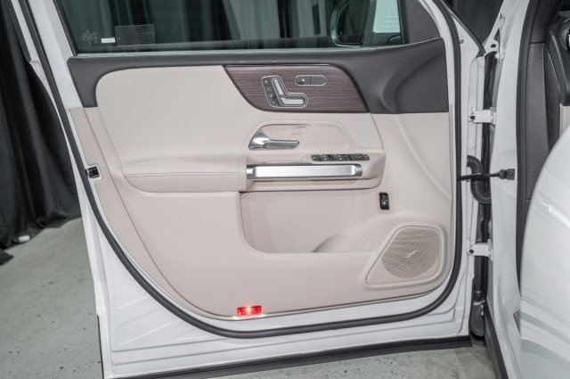 Certified 2026 Mercedes-Benz GLB 250 image 9