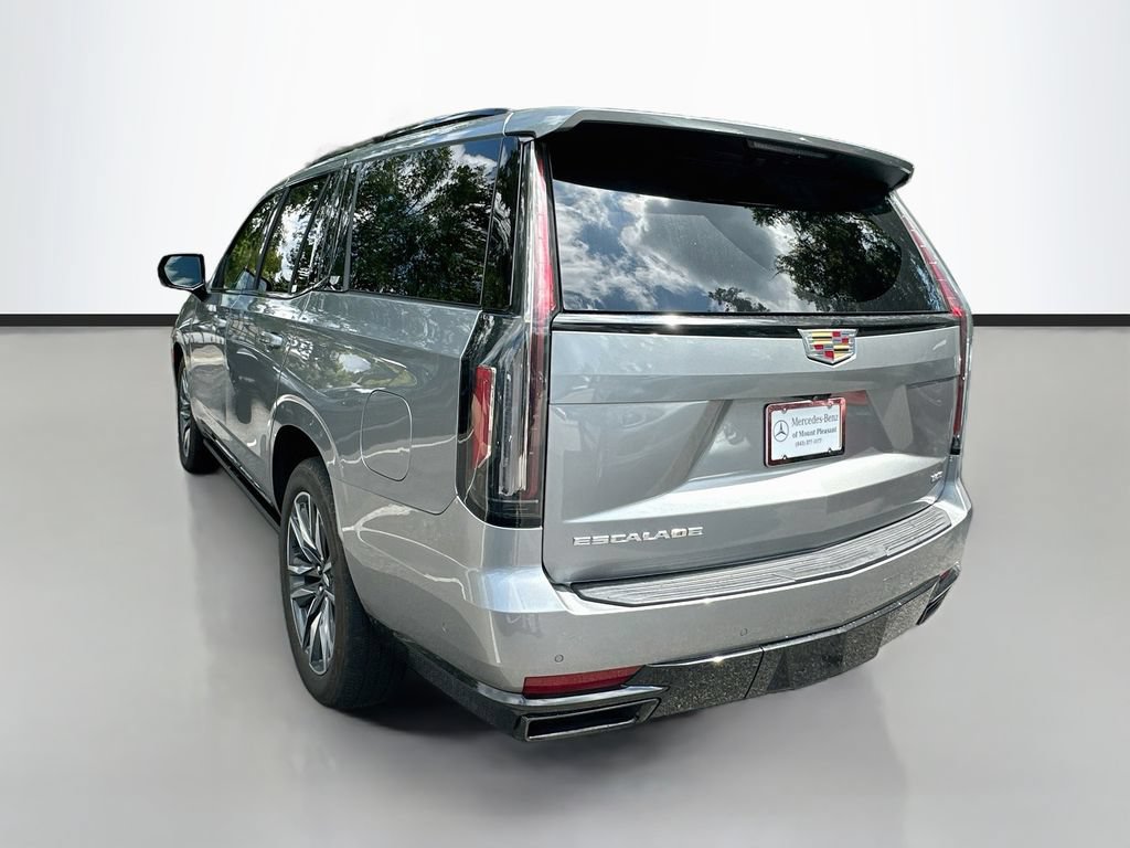 Used 2023 Cadillac Escalade Sport Platinum AWD/4WD image 7