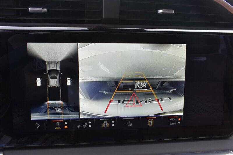 Used 2024 GMC Sierra 3500 Denali Ultimate image 26