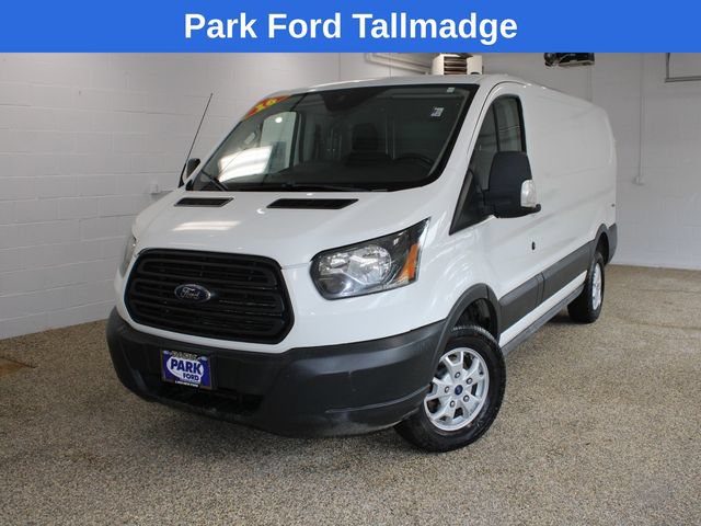 Used 2016 Ford Transit 250 130 Low Roof RWD image 10