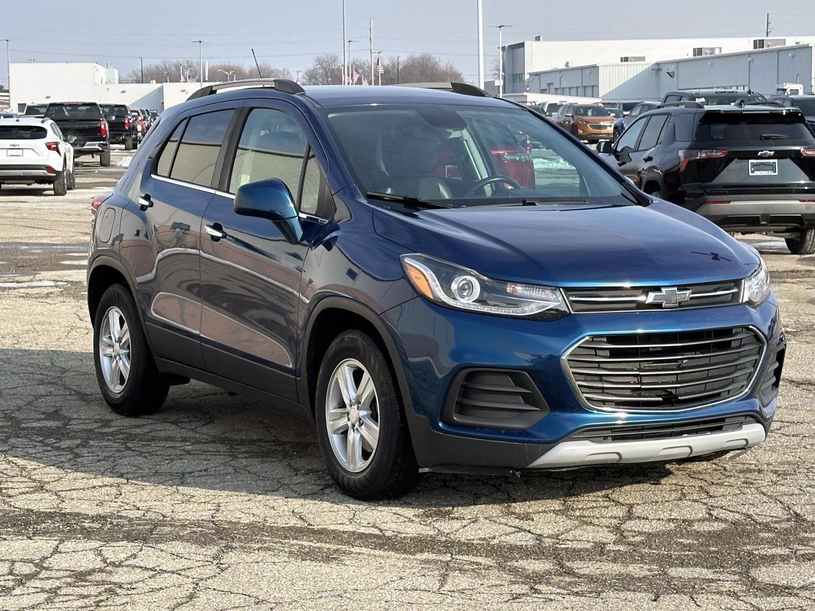 Used 2020 Chevrolet Trax LT w/ Driver Confidence Package image 6