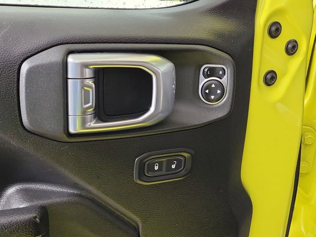 Used 2023 Jeep Wrangler Rubicon AWD/4WD image 21
