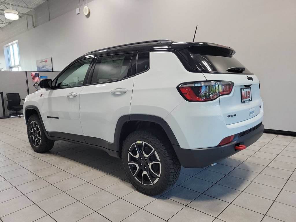 New 2026 Jeep Compass Trailhawk AWD/4WD image 6