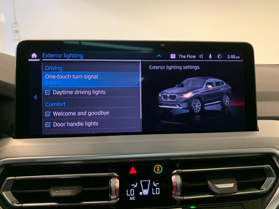 Used 2025 BMW X4 xDrive30i w/ Premium Package AWD/4WD image 41