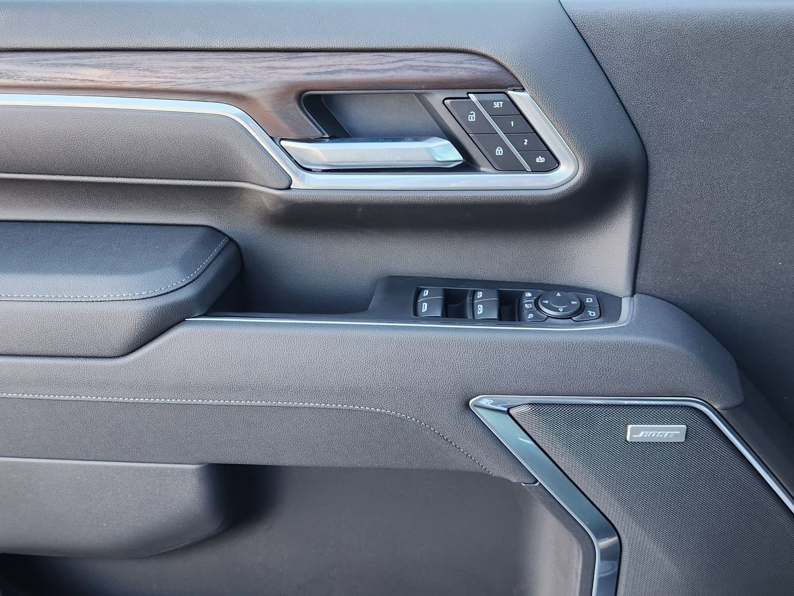 New 2026 GMC Sierra 2500 SLT w/ SLT Premium Package image 27