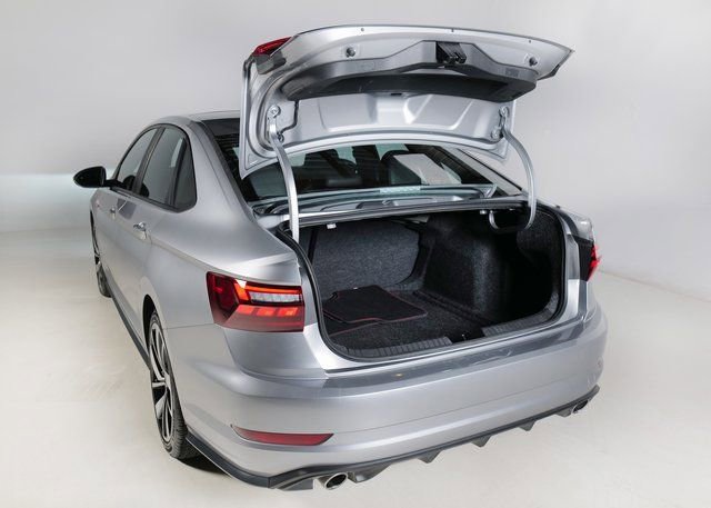 Used 2021 Volkswagen Jetta GLI Autobahn image 6