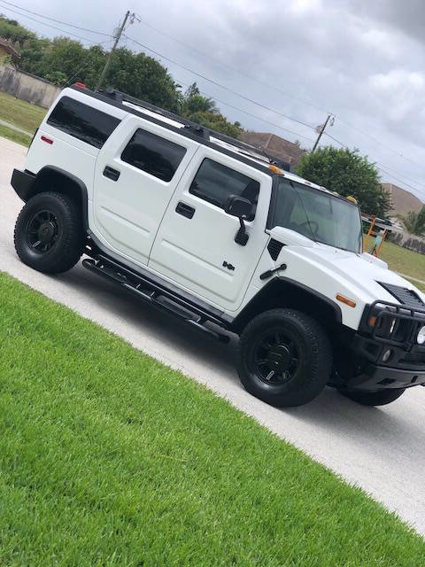 Used 2003 HUMMER H2 w/ Preferred Equipment Group image 5