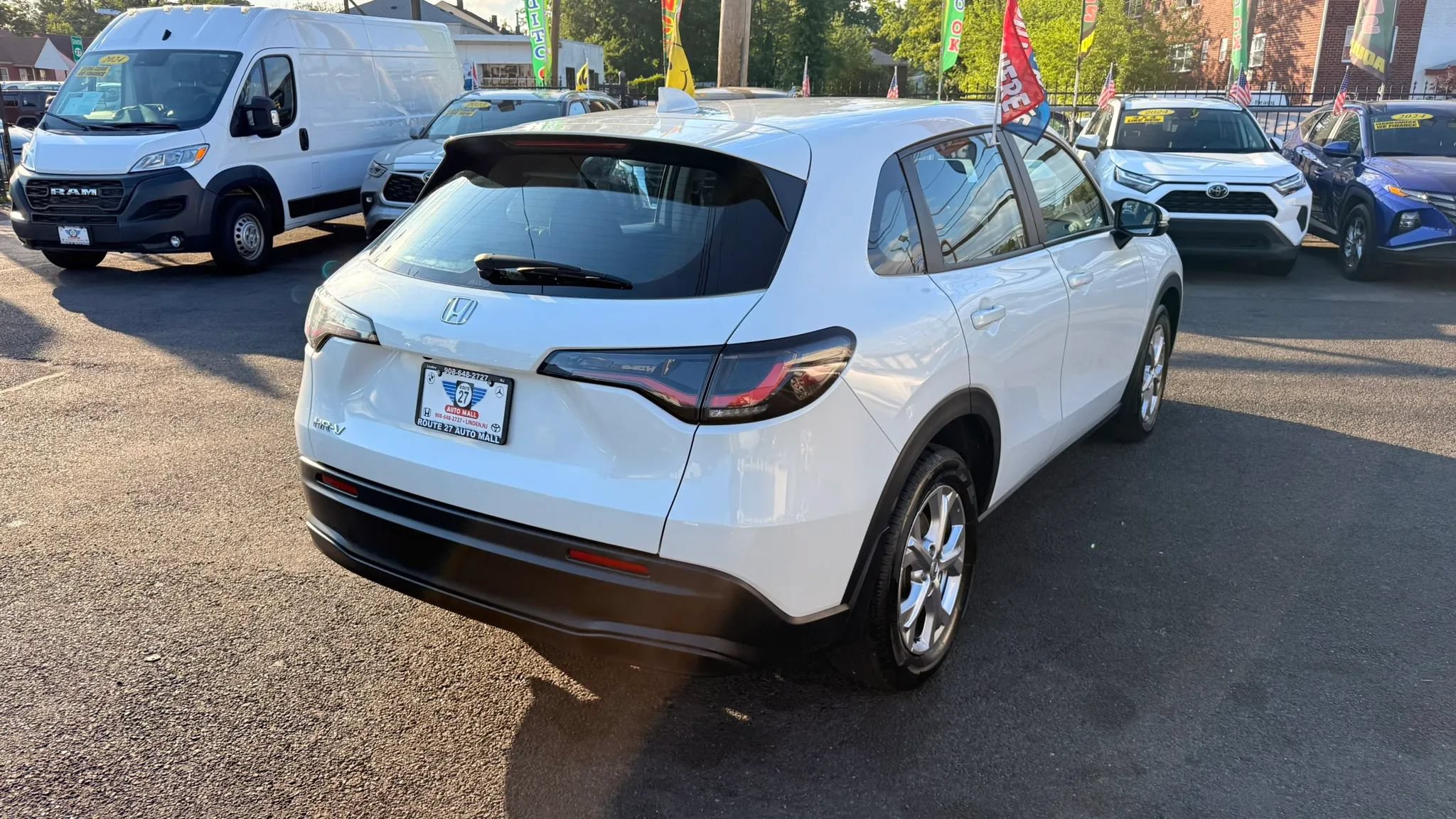 Used 2025 Honda HR-V LX image 7