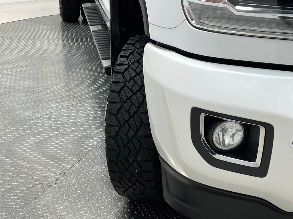 Used 2018 GMC Sierra 3500 Denali w/ Duramax Plus Package AWD/4WD image 42