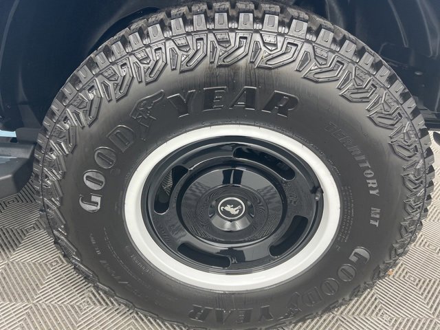 Used 2023 Ford Bronco Heritage Edition image 9