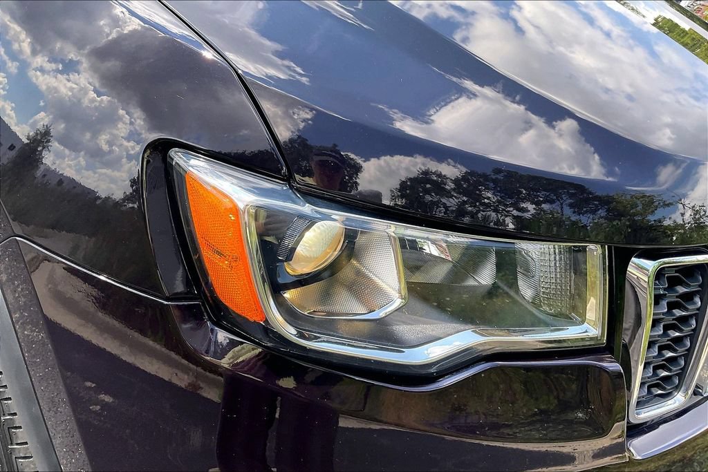 Used 2021 Jeep Grand Cherokee Limited AWD/4WD image 29