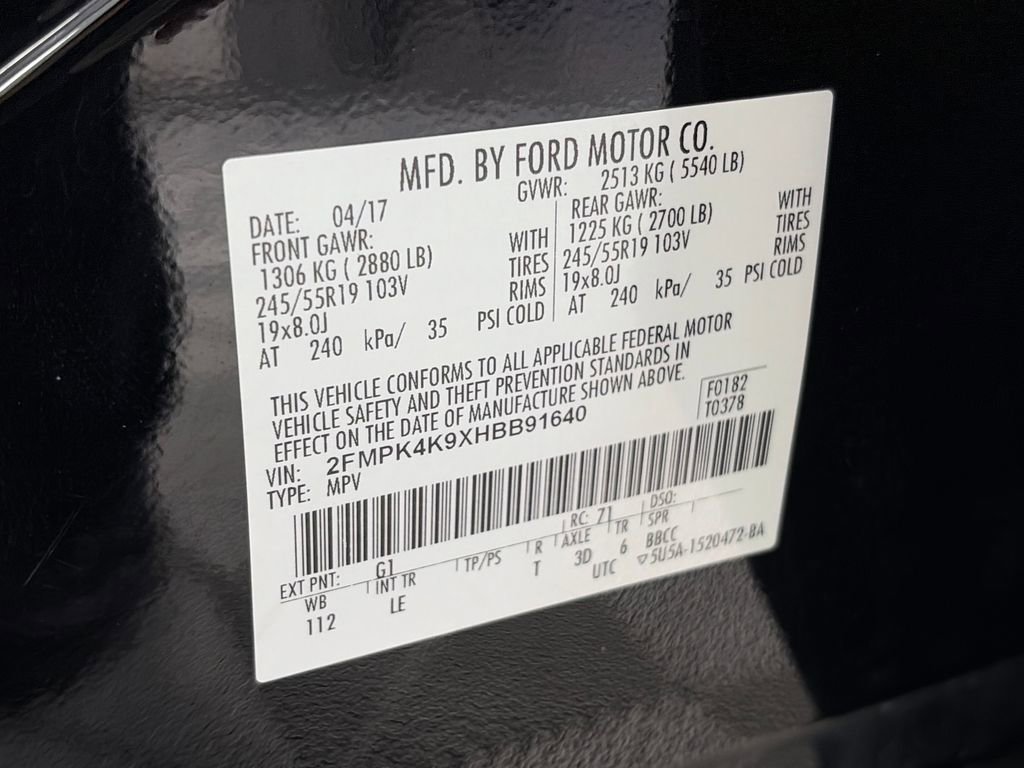 Certified 2017 Ford Edge Titanium w/ Technology Package AWD/4WD image 9