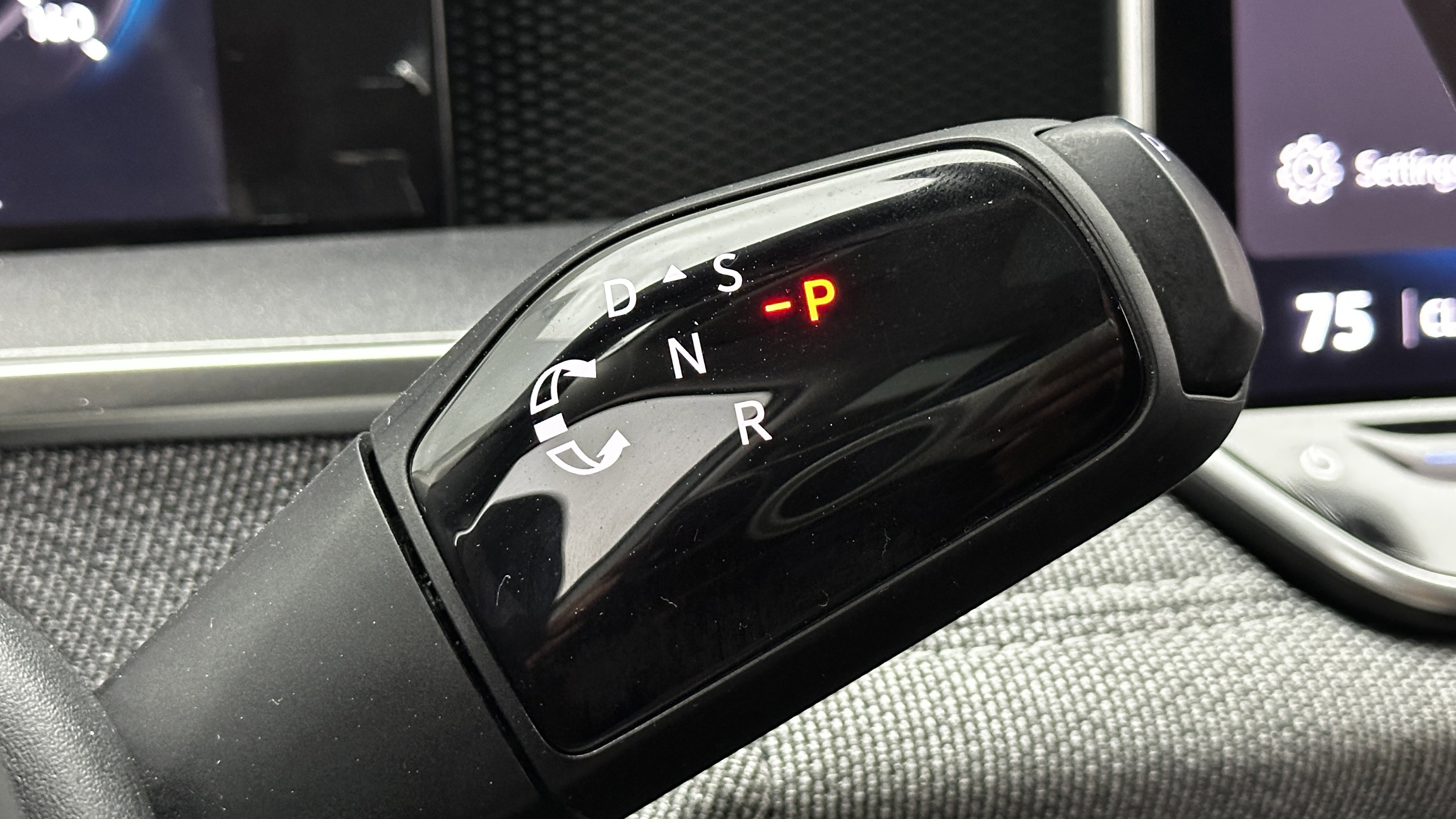 Used 2025 Volkswagen Tiguan S image 18