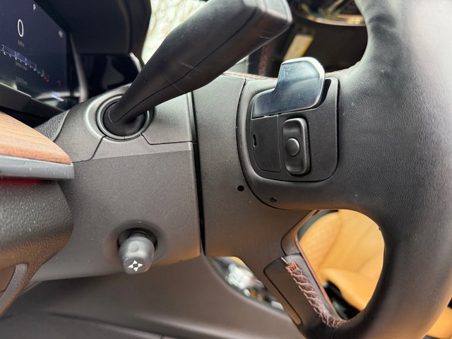 Used 2023 Jeep Grand Cherokee L Summit w/ Advanced Protech Group IV image 15