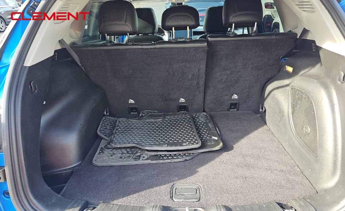 Used 2022 Jeep Compass Trailhawk w/ Sun and Sound Group image 15