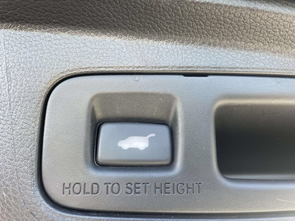 Used 2025 Honda CR-V Sport-L image 13